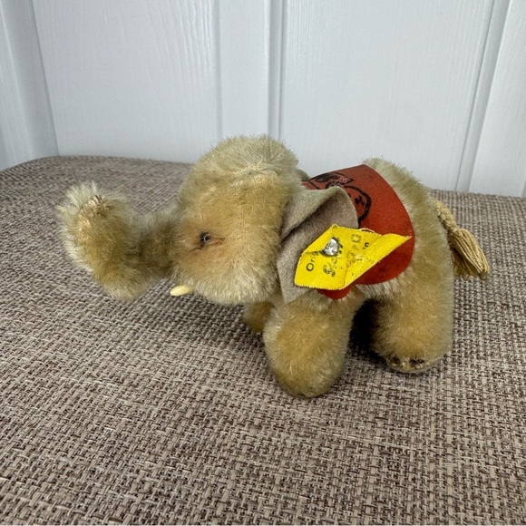 Steiff Plush Elephant 1955 75th Anniversary made in Germany Mohair - Picture 2 of 7